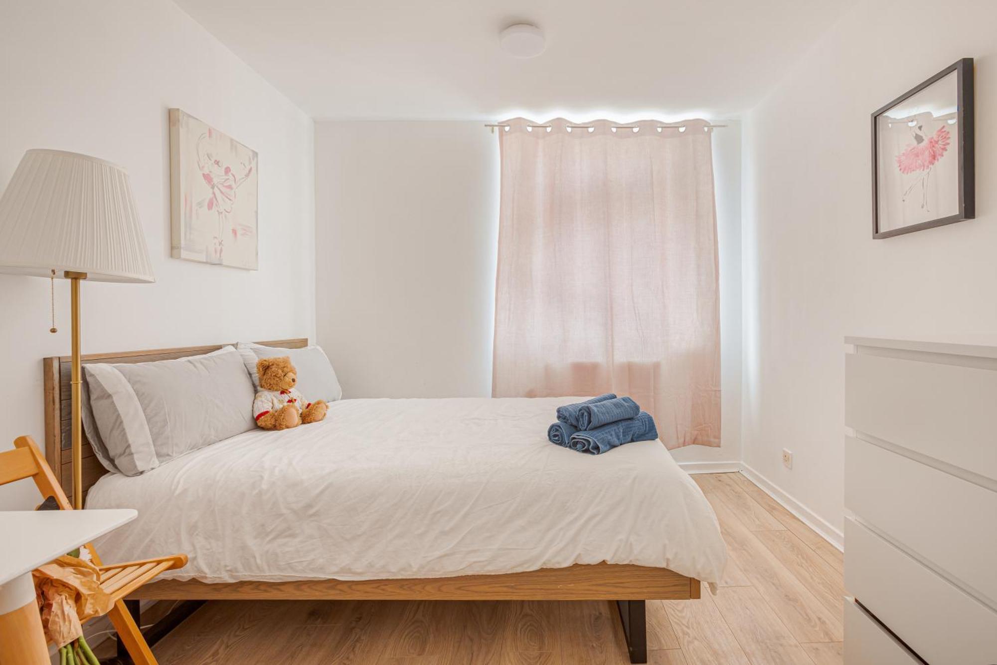 Guest house Rarefind Shepherds Bush Flat 1 Min To Tube Station London